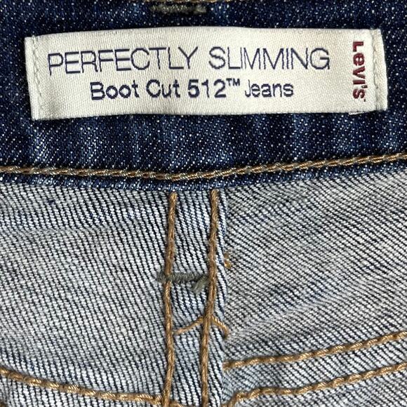 Woman's Levi’s Perfectly Slimming 512 Bootcut Blue Jeans Size 10M Medium‎ Wash - Picture 6 of 14